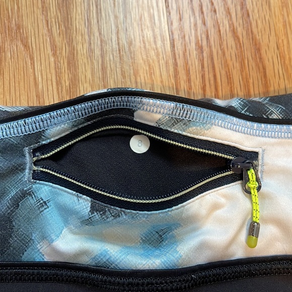 Lululemon Legging Black size 8 - Picture 3 of 3